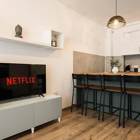 Apartbnb Twins 14a *